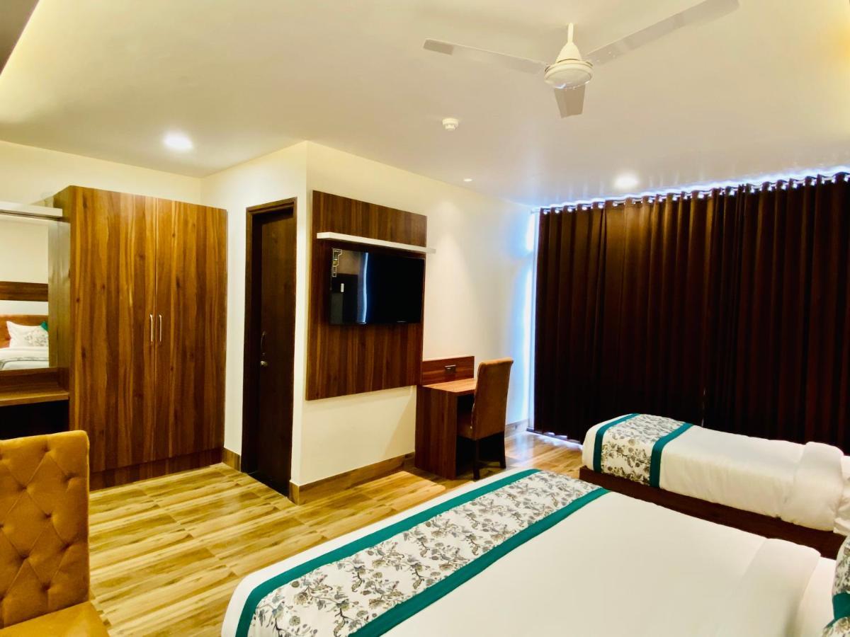 Hotel White Amritsar Exterior photo